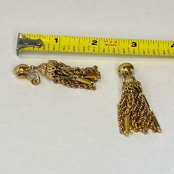 Monet Damita Gold Tone Tassel Clip On Earrings Vintage Filigree Drop 2 Inch - Picture 3 of 14